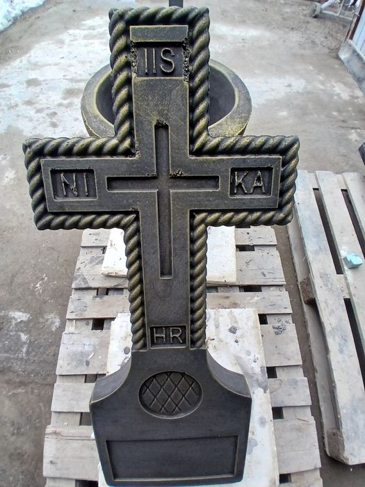 Cruce,monumente funerare,cruce ciment