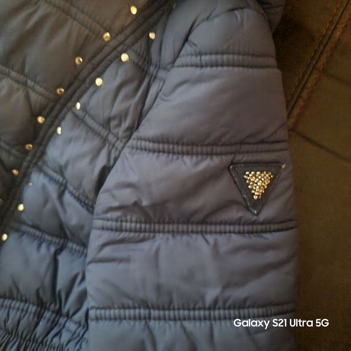 Зимно яке Guess.