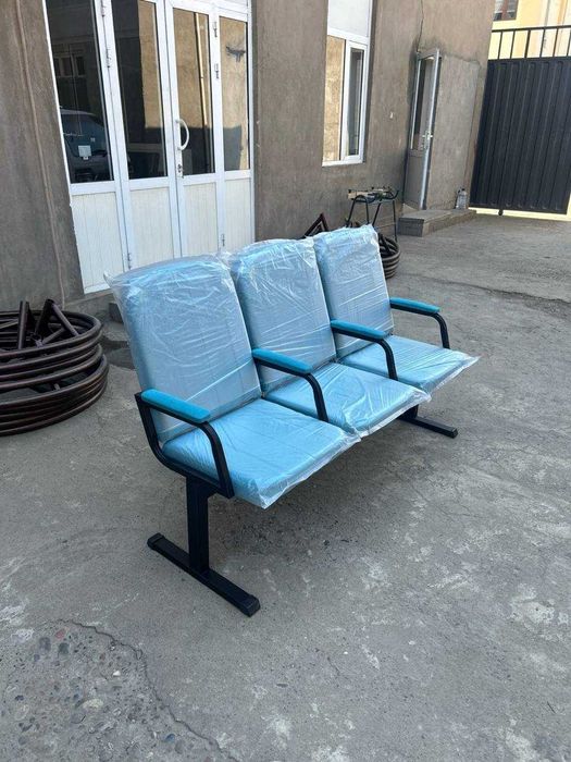 Скамейка Трёхместный Стул 3х местный  медицинский Секционные кресла