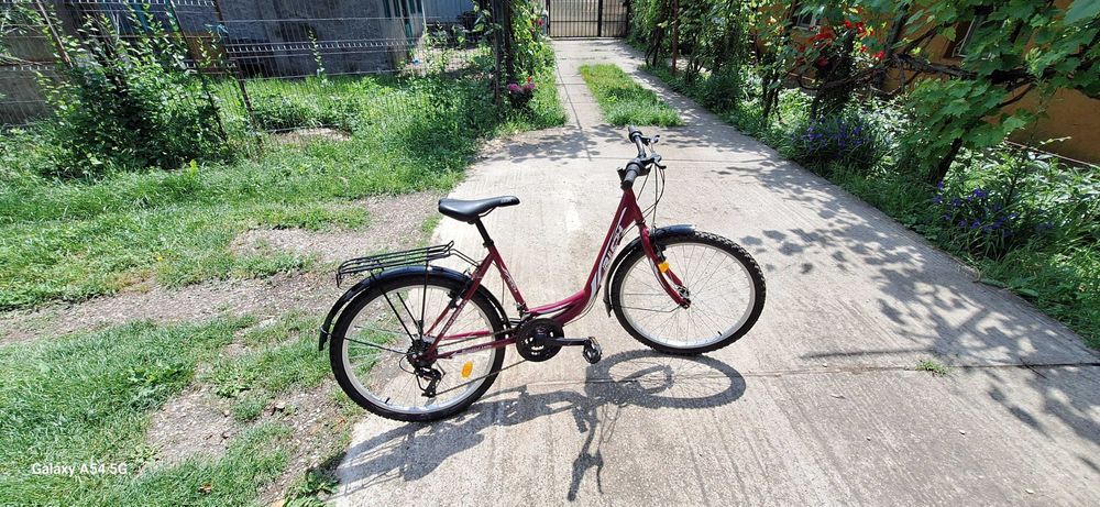 vand bicicleta de dama !