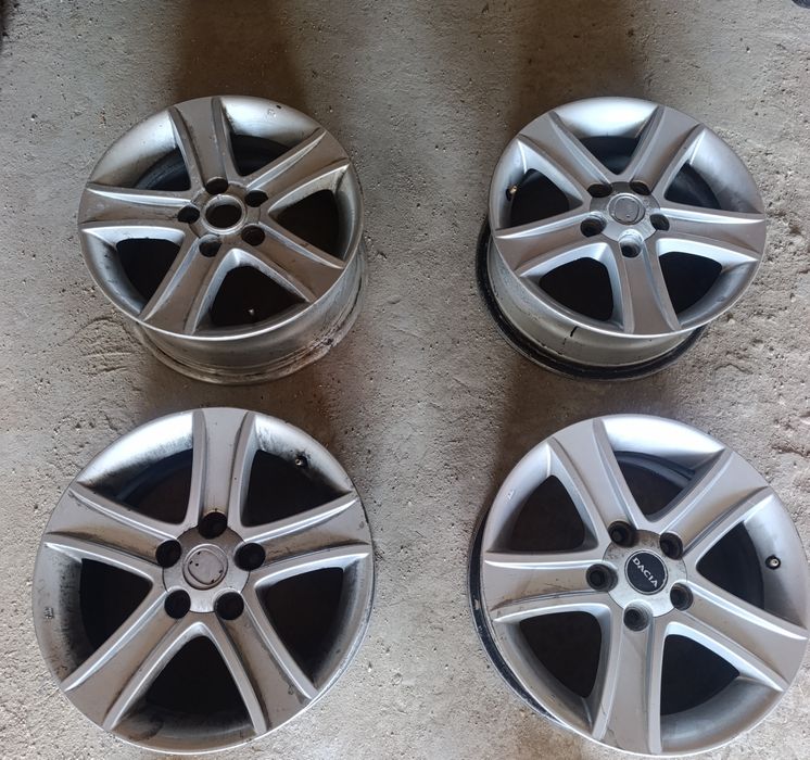 Vând jante Aliaj 215/65/16 la 150 de lei bucata.