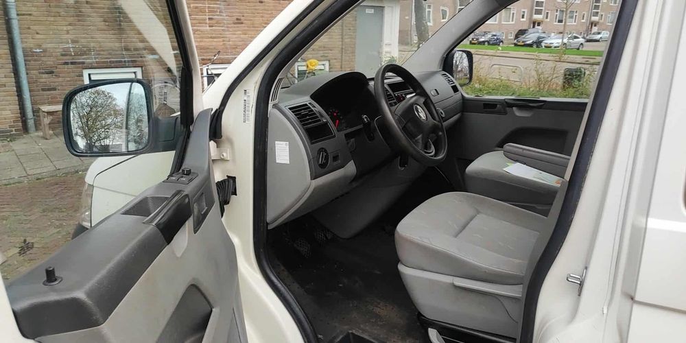 VW Transporter 2.5 TDI