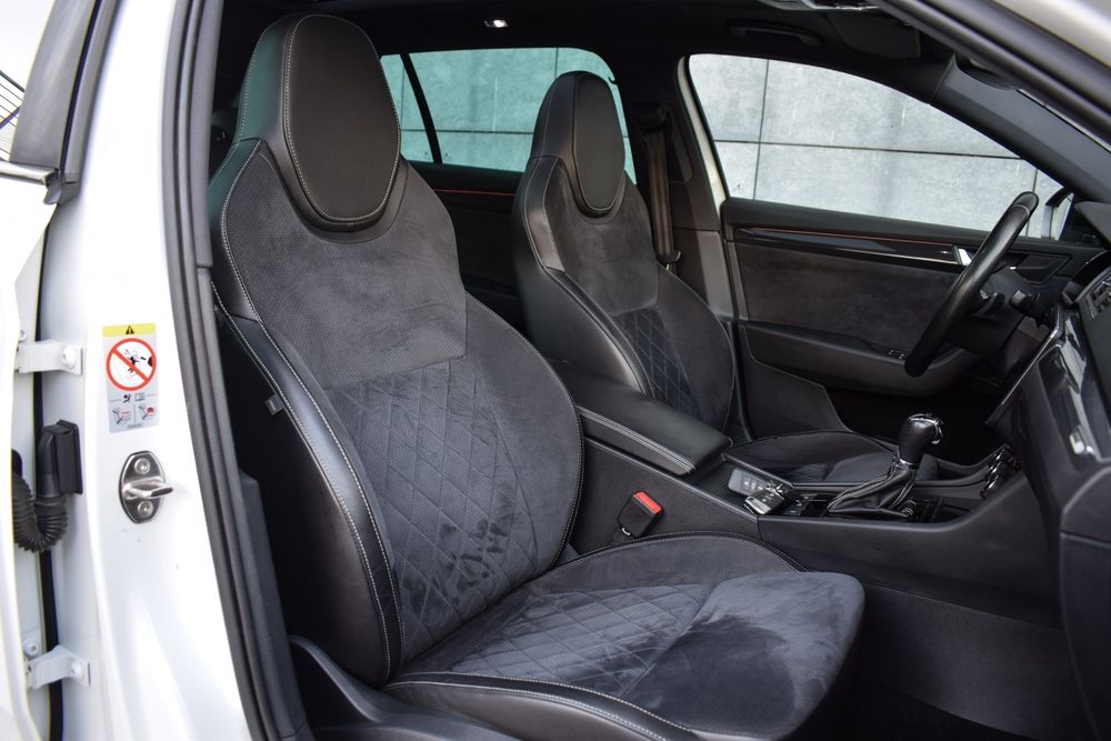 Skoda Superb 2.0 tdi Sportline