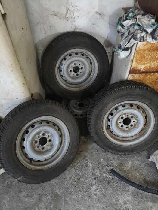 Продам шины с дискоми
