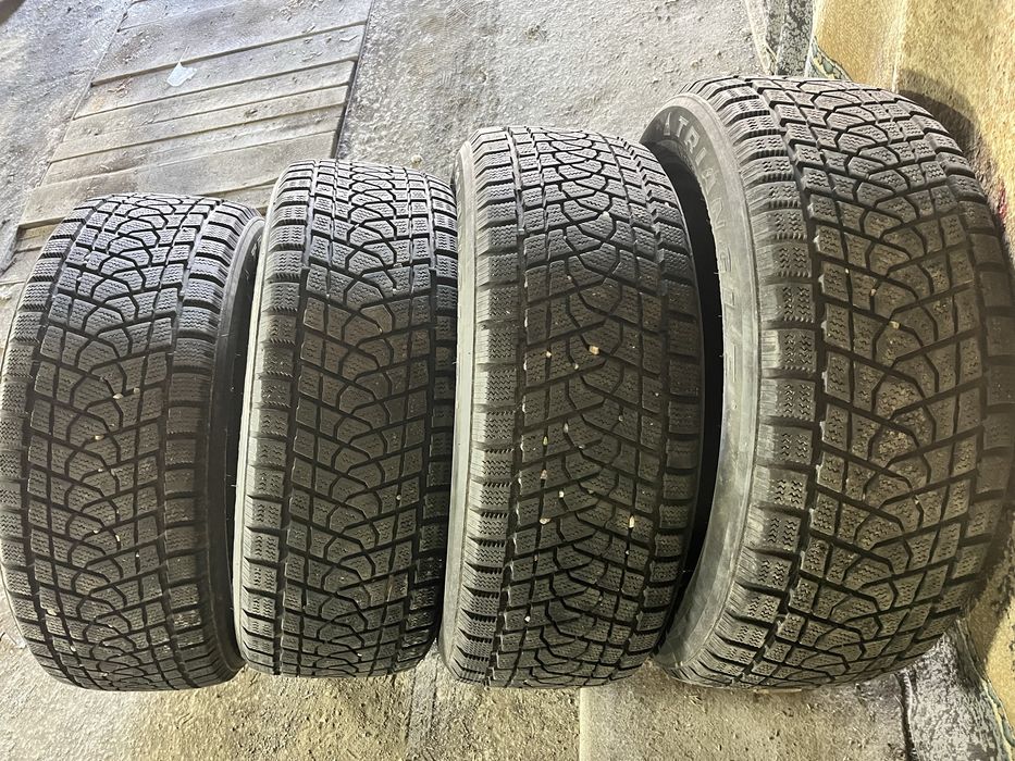 Зимние шины Triangle 235/55 R18