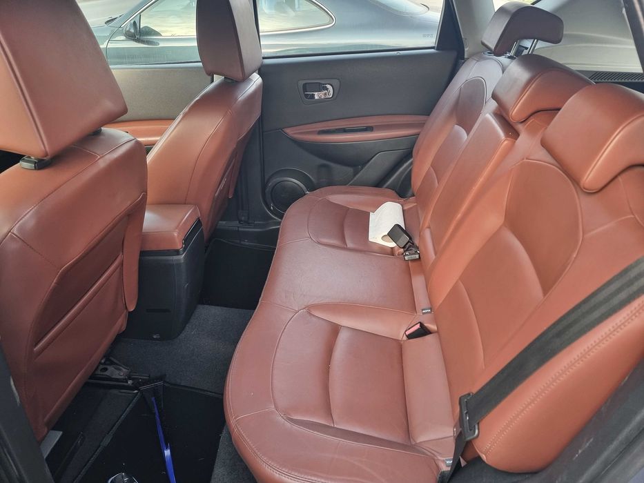 Автомобил Нисан Кашкай