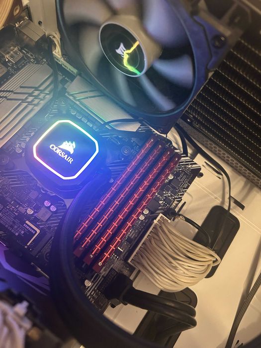 Memorii RAM 4x4GB DDR4 VIPER 3000 MHz CL16