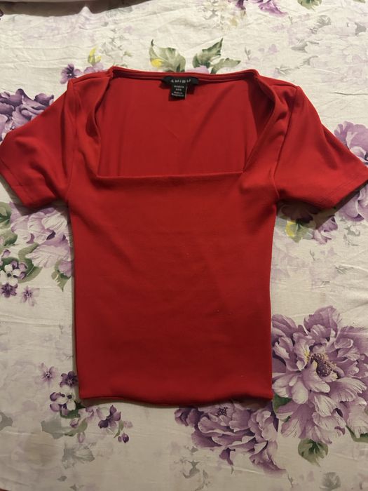 вещи и книги, не ношенные