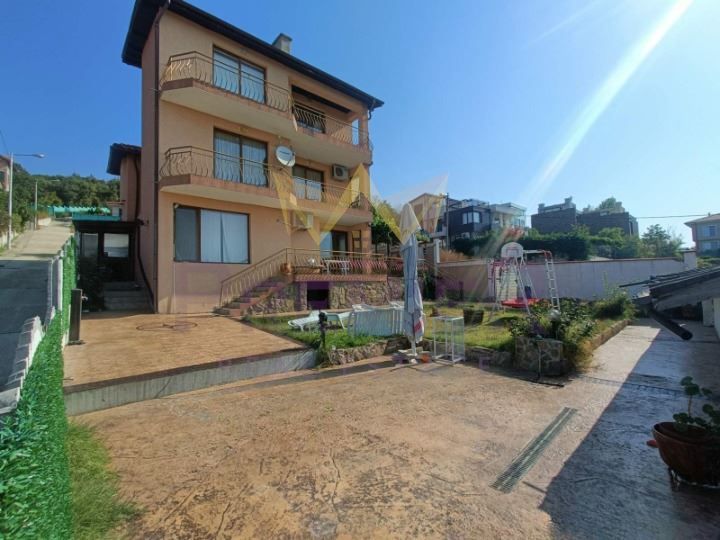 Продава се Къща в Свети Влас - 320 кв.м за 907 €/кв.м - Снимка #8