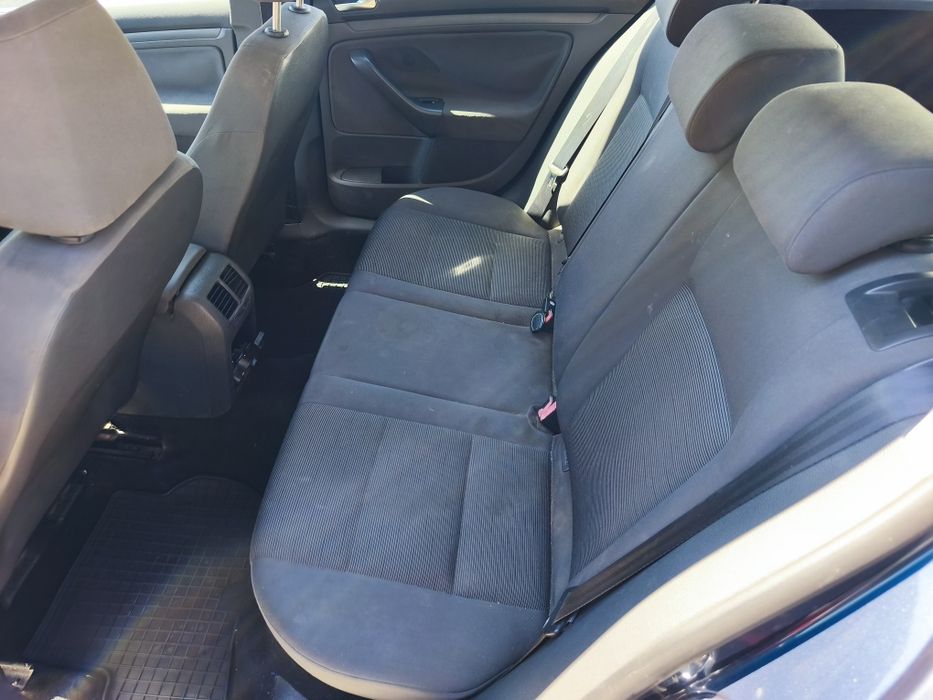 VW Volkswagen  Golf 5