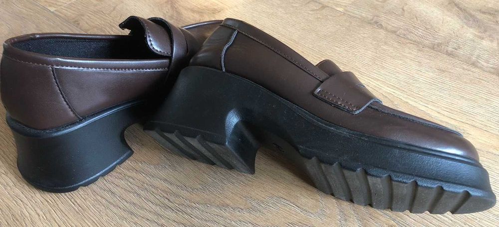 Дамски обувки - мокасини