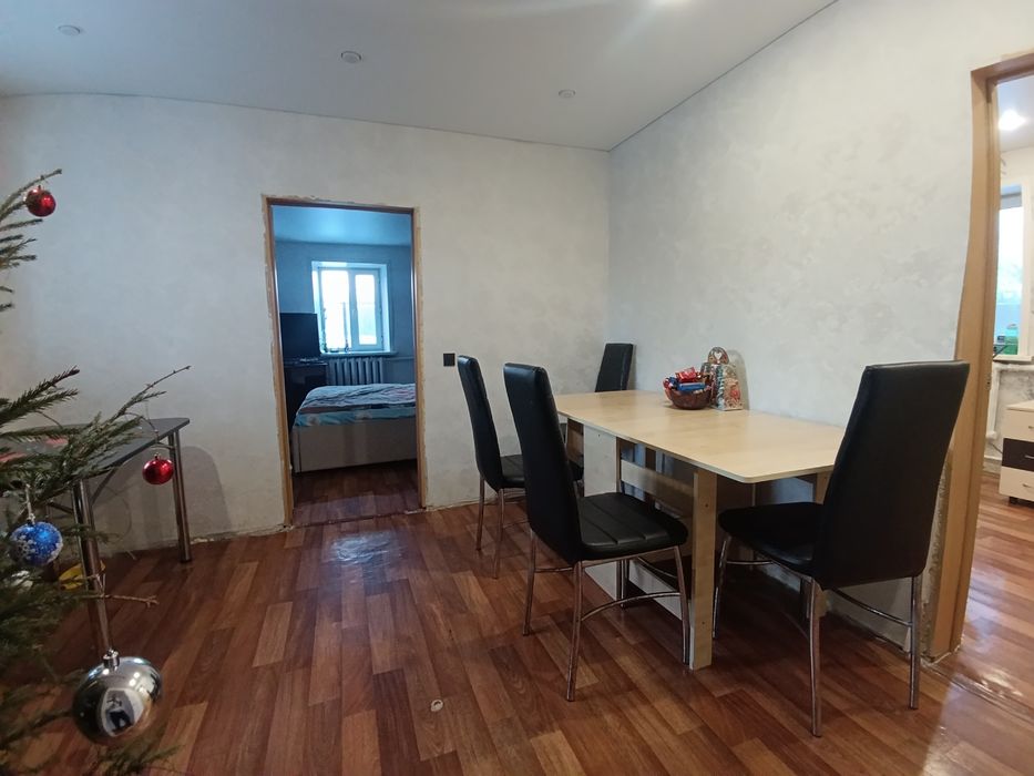 Отдельно стоящий дом в Михайловке! Отопление Газ. Срочно! Торг!