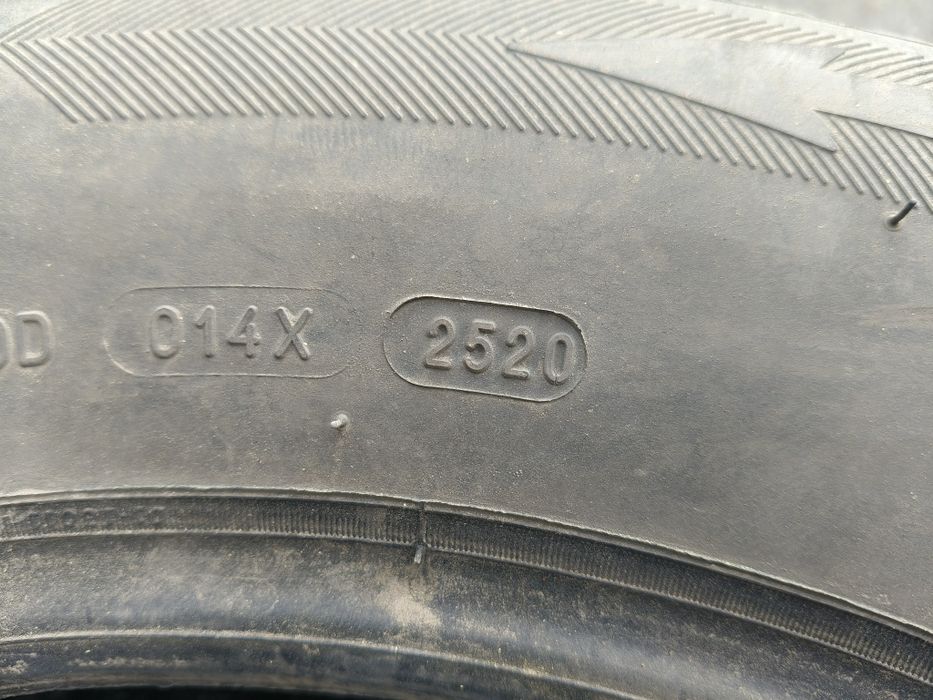 Продам Шины 215/65/16