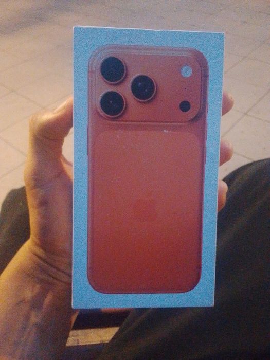 Новый iPhone 17 pro 256gb