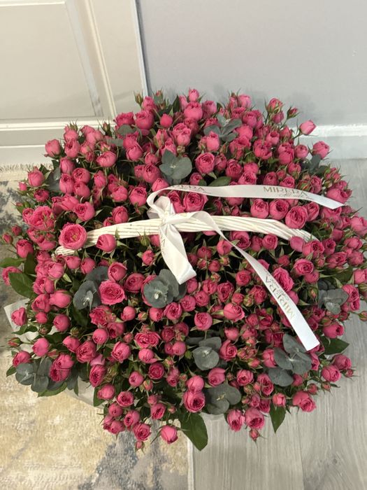 Букет цветов Mirrera flowers