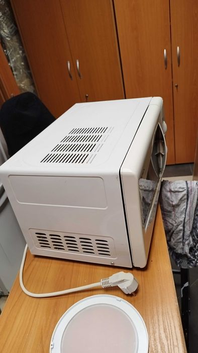 Микровълнова фурна Crown - SM-720BMG