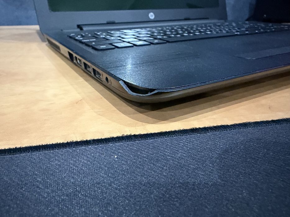Hp i5 7200u 8 озу/256 ssd