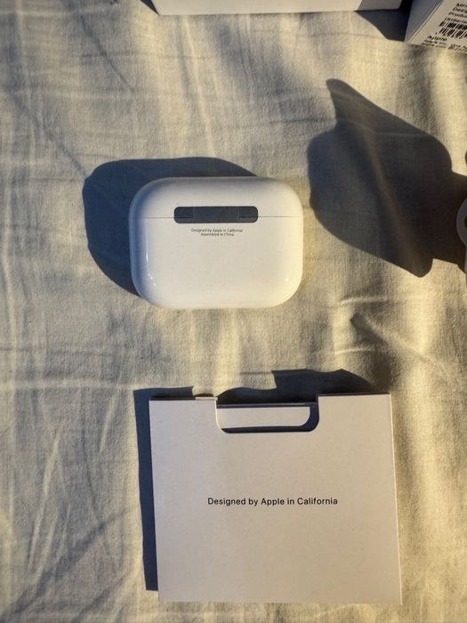 Apple AirPods Pro 3 USB-C/MagSafe-Originale,cu factura,stare excelenta