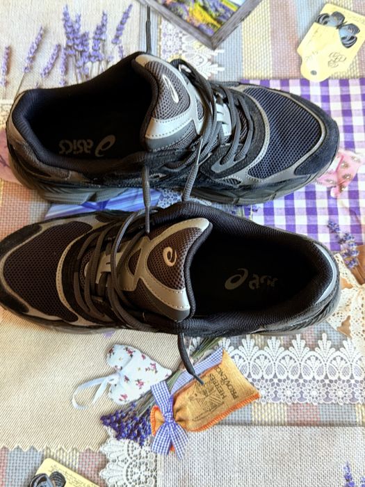 ASICS GEL-NYC във като нови 45 номер