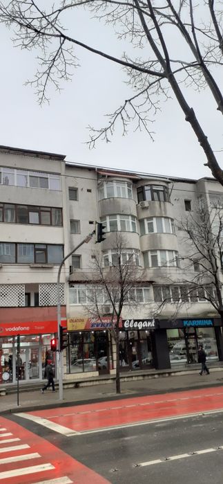 Vand apartament 2 camere