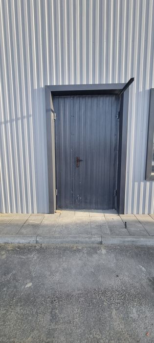 Сдам в аренду тёплое помещение 187 кв.м.