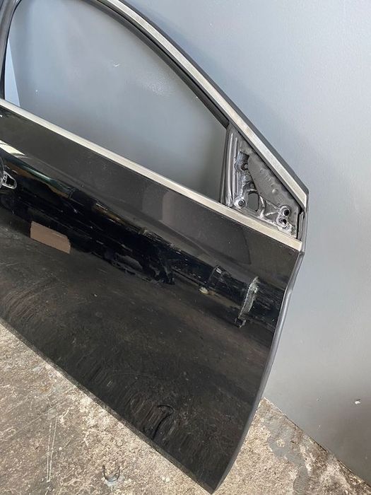 Portiera Usa Dreapta Fata VOLVO V40