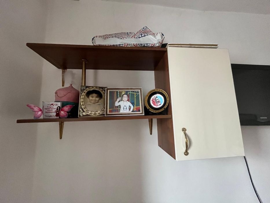 Продам спальный гарнитур