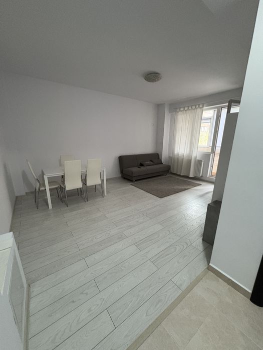 Inchiriez apartament 2 camere militari residence