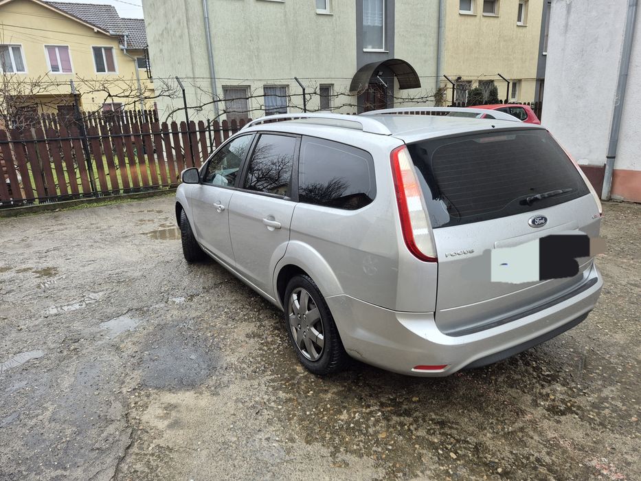 Ford Focus 2010 16.