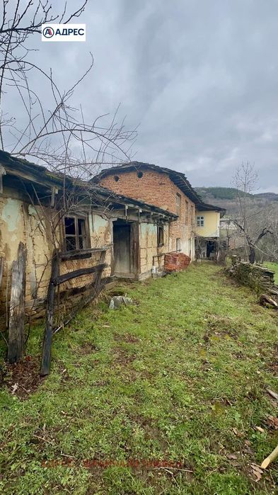 Продава се Къща в Априлци - 228 кв.м за 1128 €/кв.м - Снимка #8