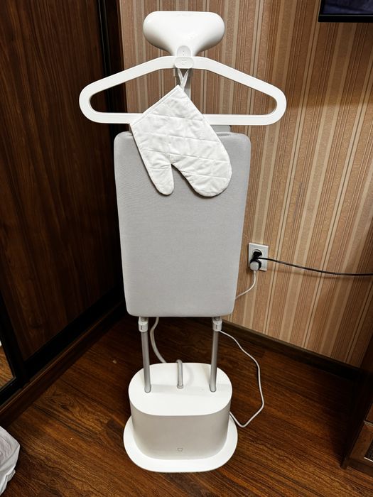 Xiaomi / Mijia Vertical Garment Steamer (ZQGTJ02KL)