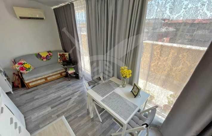 Продава се Двустаен апартамент в к.к. Слънчев бряг - 60 кв.м за 1167 €/кв.м - Снимка #1