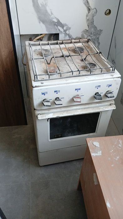 Газ есік холодильник