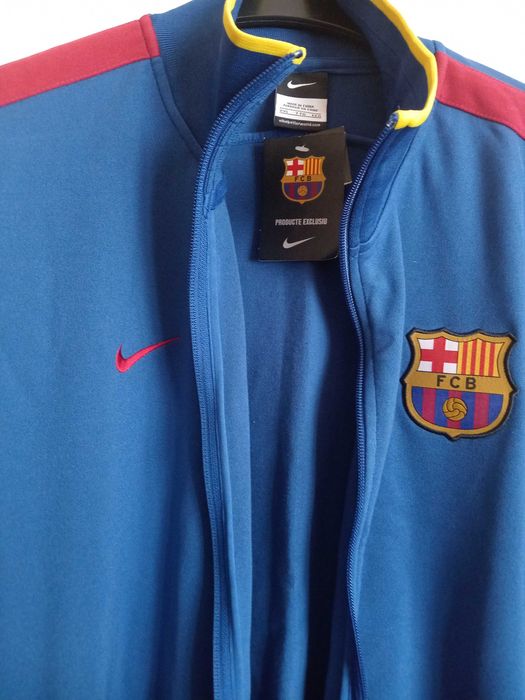 Продаётся спортивная куртка