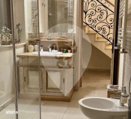 Casa Lux  160 mp  Brasov / Tractorul / Coresi Mall