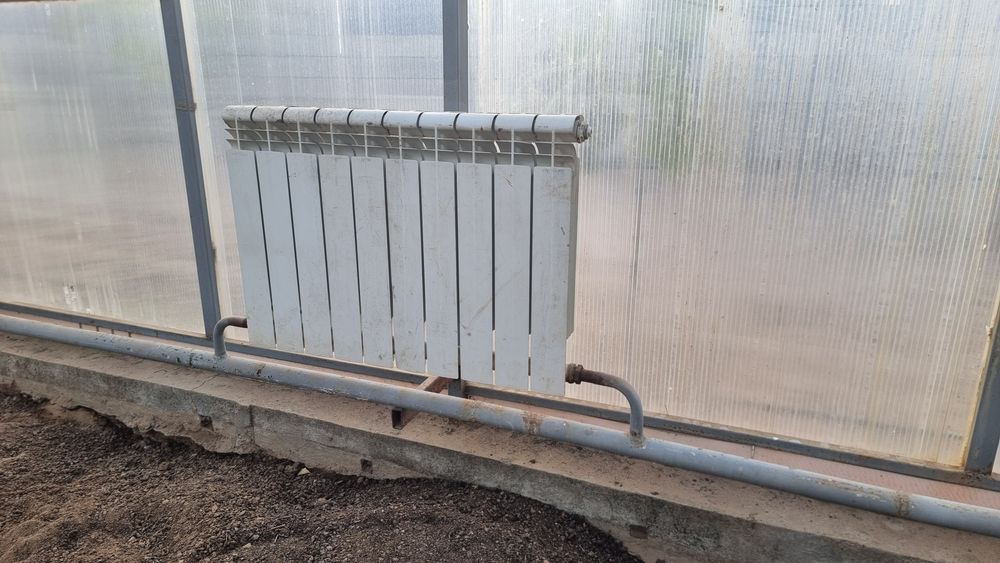 Печь с полностью системой для теплицы итд