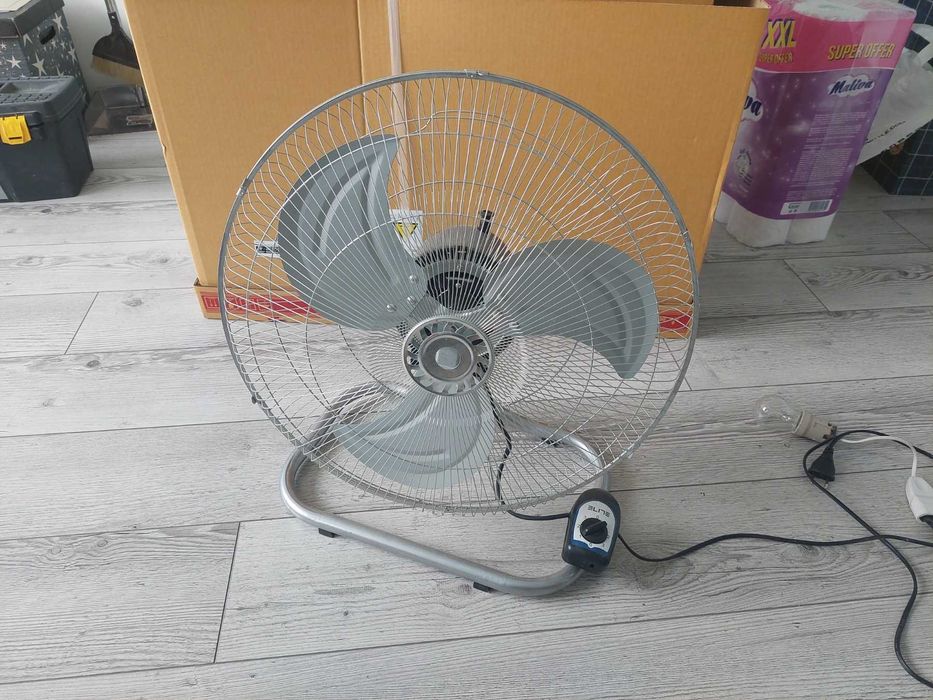 Вентилатор 3 в 1 Elite EF-0421 18