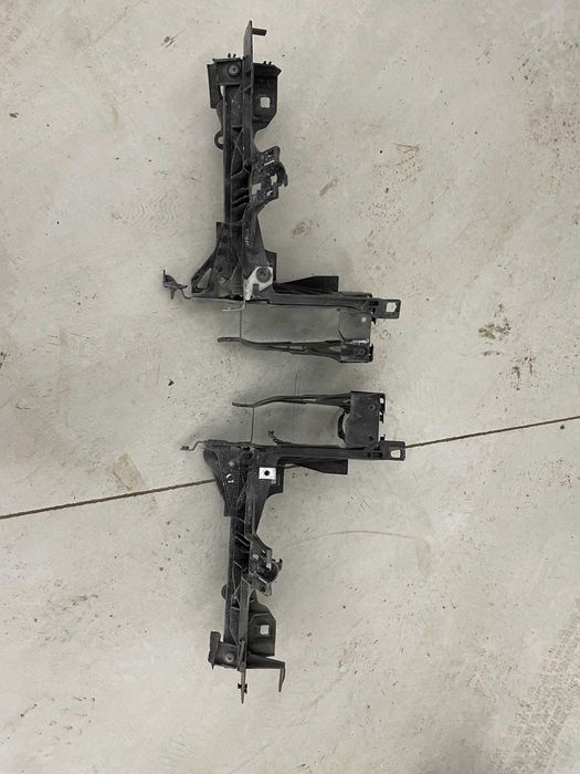 BMW F10 F11 headlight support държач фарове с краш сензор