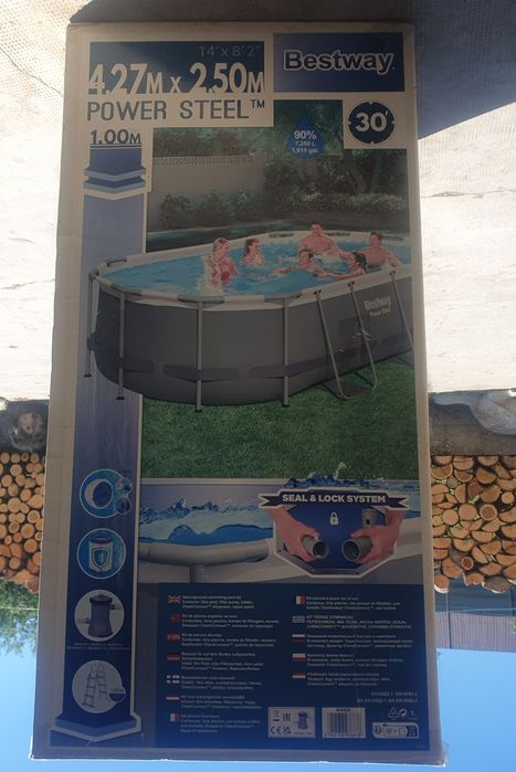 Piscină foarte mare