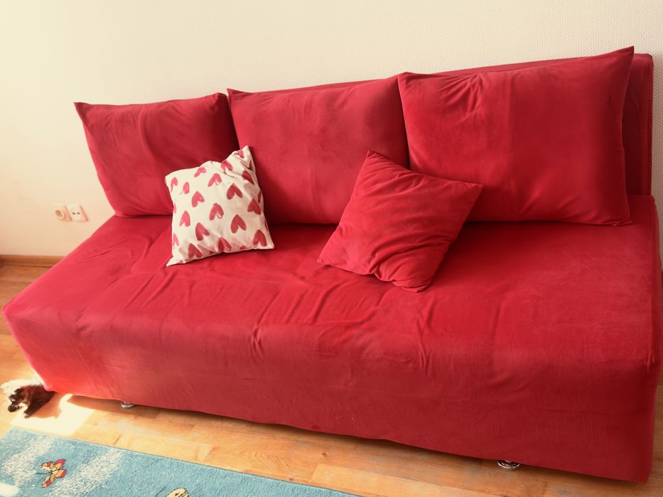 Диван отдам даром