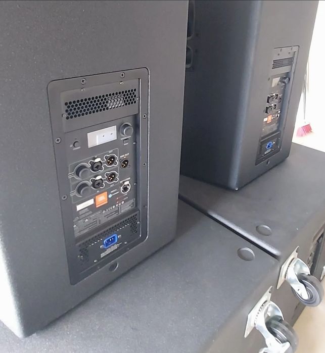 OFERTĂ! JBL SRX 835P, Boxe active profesionale + BONUS