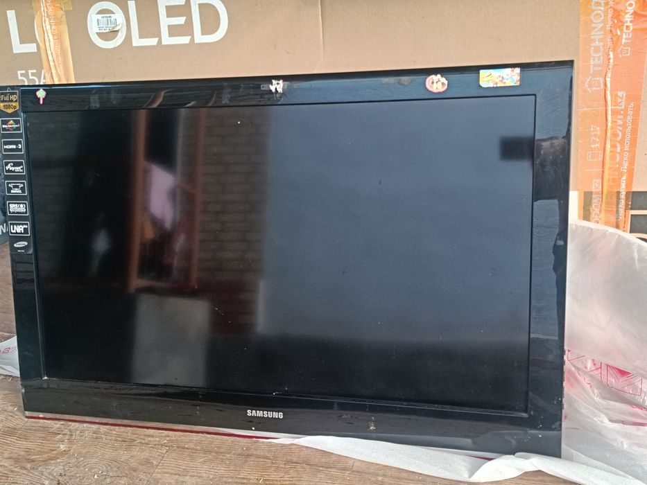 Телевизор б/у отдам на зап.части