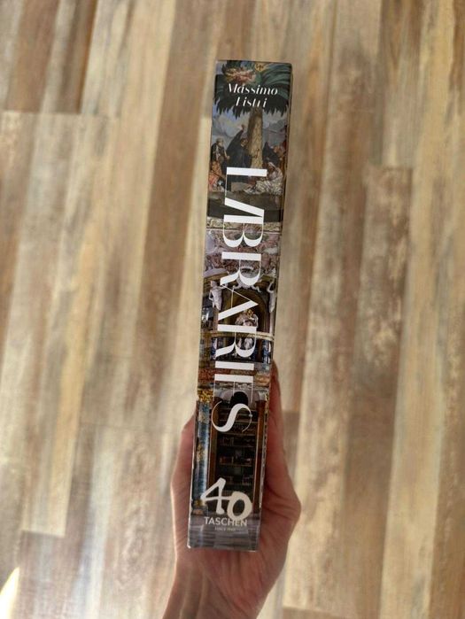 The World's most beautiful libraries книга