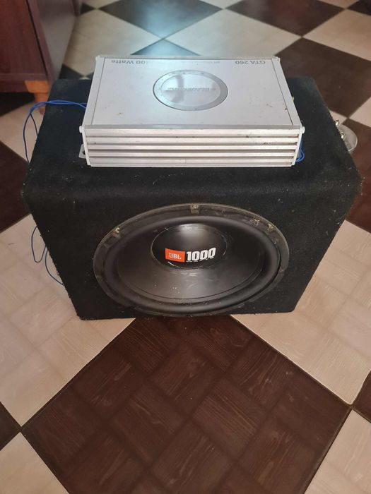 Vand sau schimb subwoofer