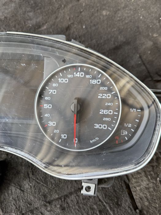 Километраж табло  Ауди А6 Audi A6 A7 4g C7 дизел 4G8920900Q 3,0tdi