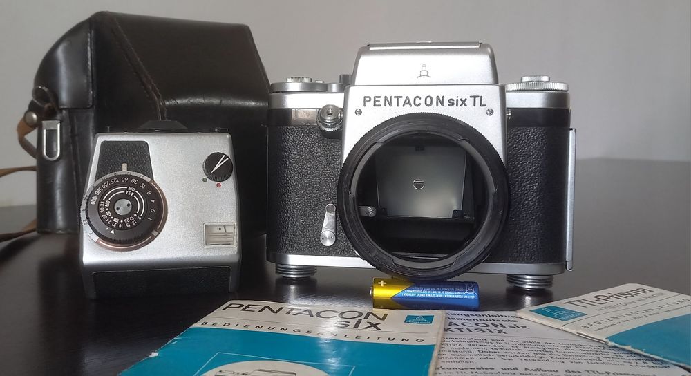 Aparat foto film Pentacon Six TL  - BODY