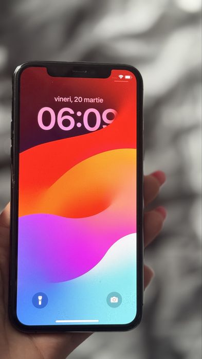 VÂND iPhone 11 pro 64GB