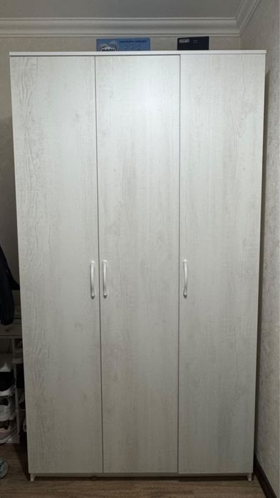Продам мебель в прихожую