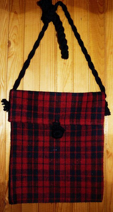 Битови торби /чанти/ от козя и овча вълна за туризъм и фестивали