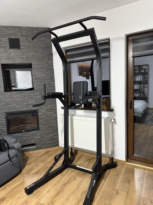 Aparat Calisthenics multifunctional